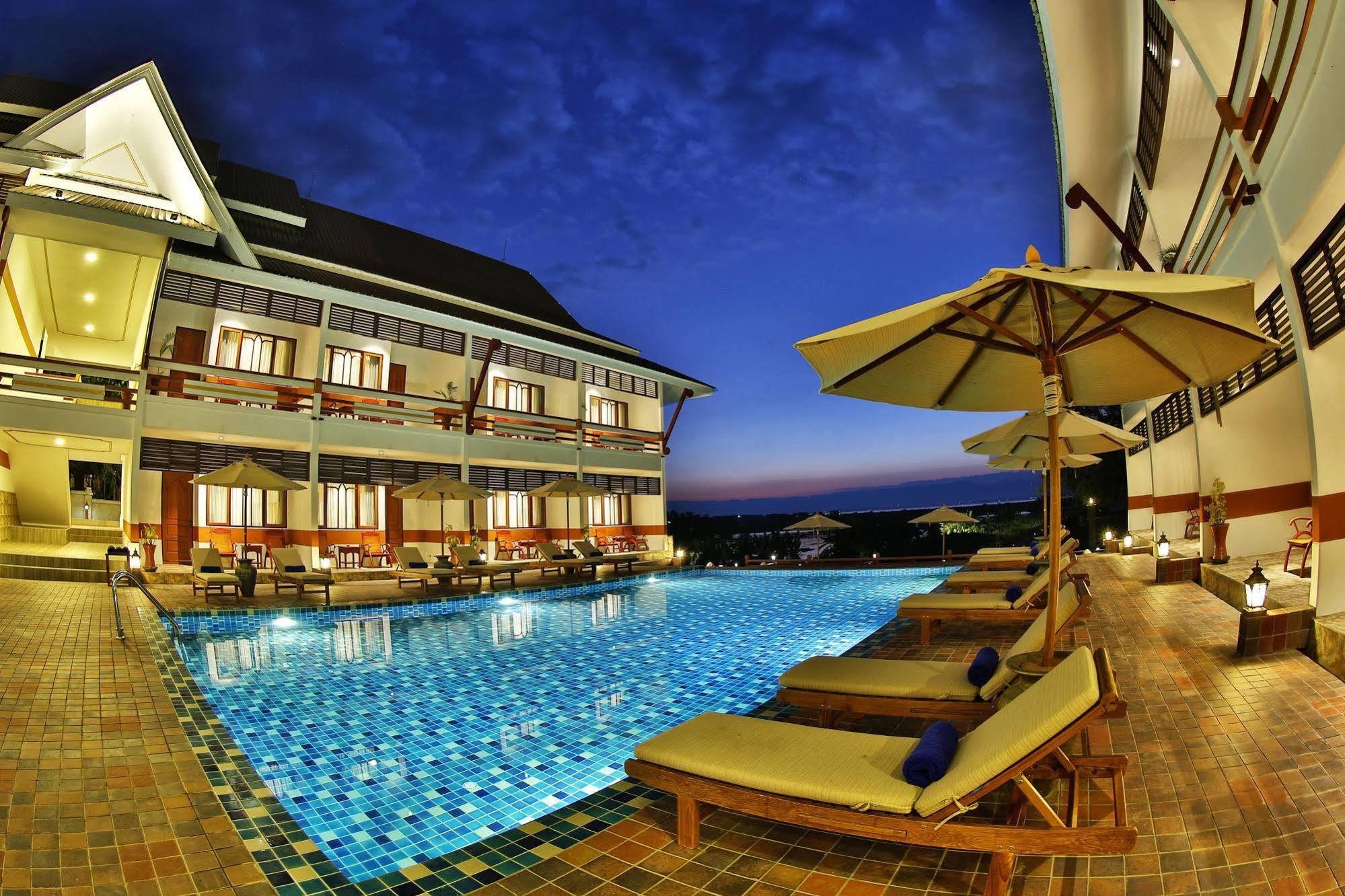 Ananta Inlay Resort Ньоншуэ Экстерьер фото